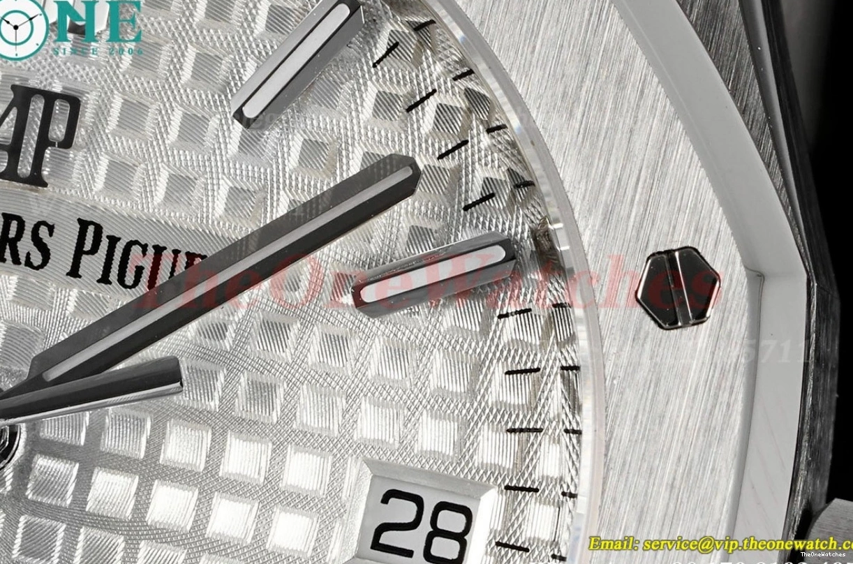 Royal Oak ZF 77350 Ladies SS A5800 White 34mm SS 0105